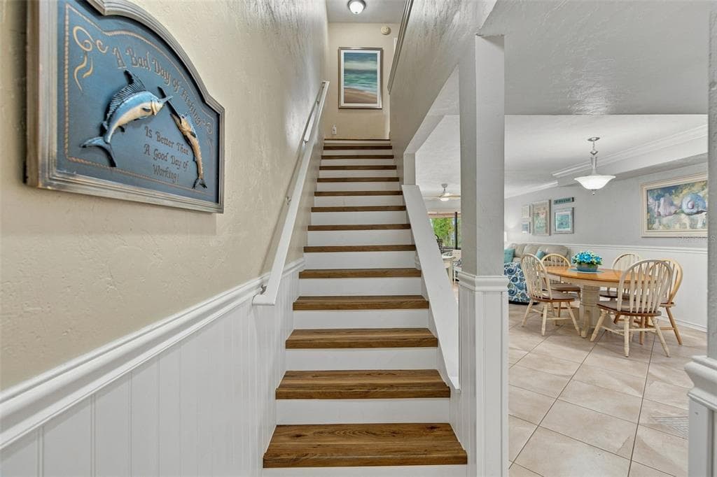 65 BEACH LANE N photo 13