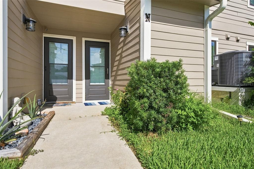 65 BEACH LANE N photo 12