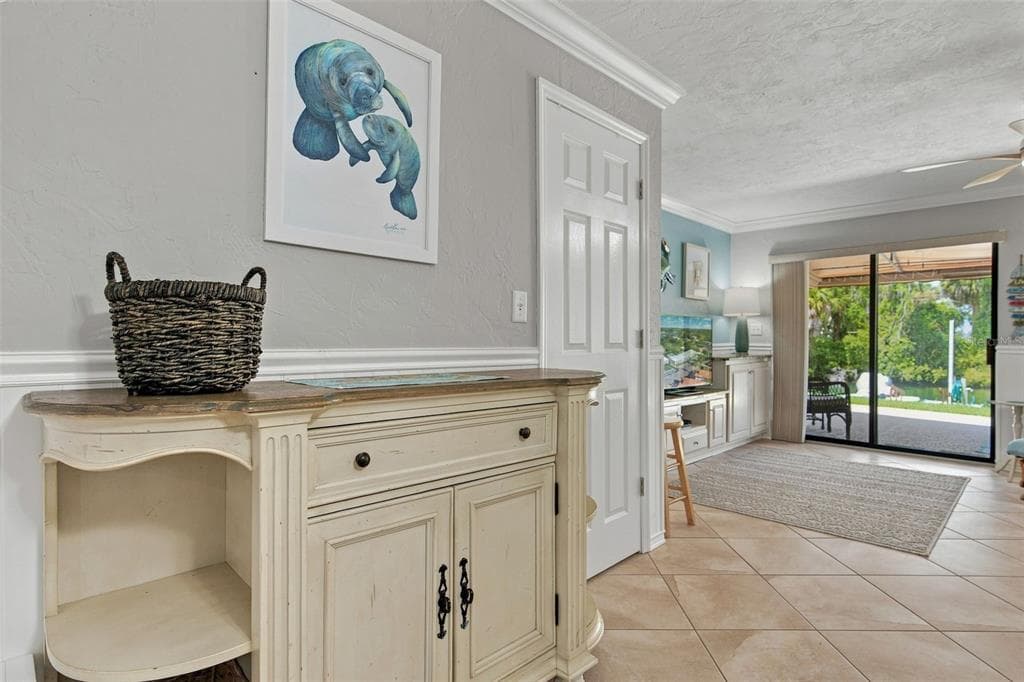 65 BEACH LANE N photo 22