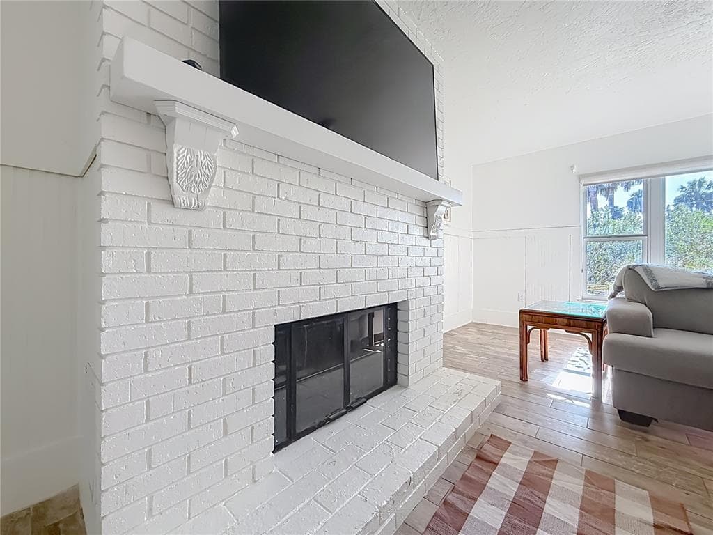 536 NW 9TH AVENUE photo 17