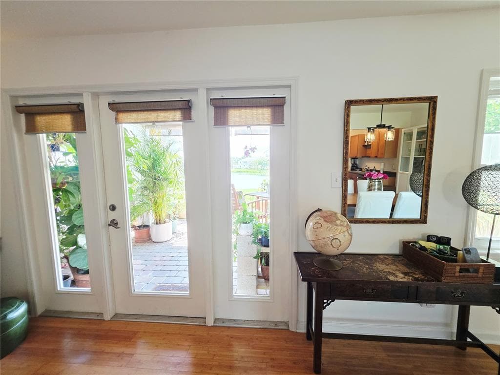 118 POMPANO DRIVE SE B photo 12