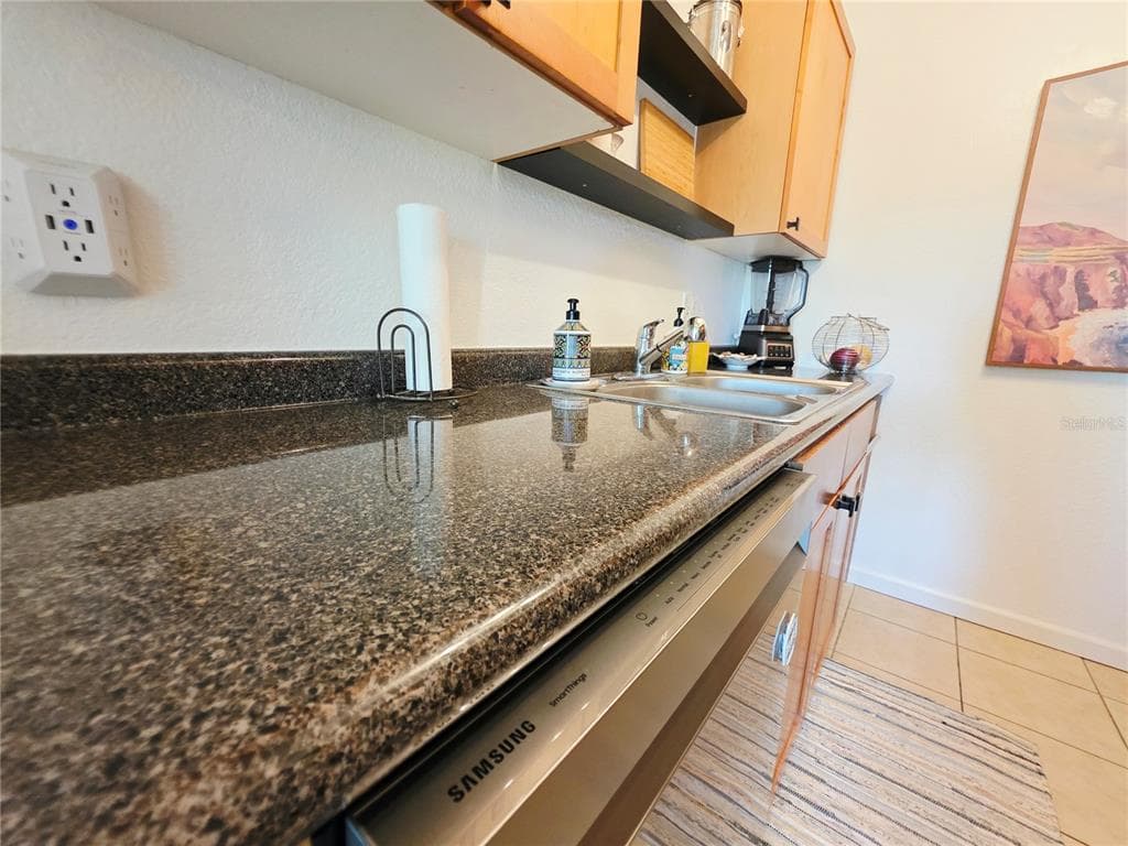 118 POMPANO DRIVE SE B photo 19