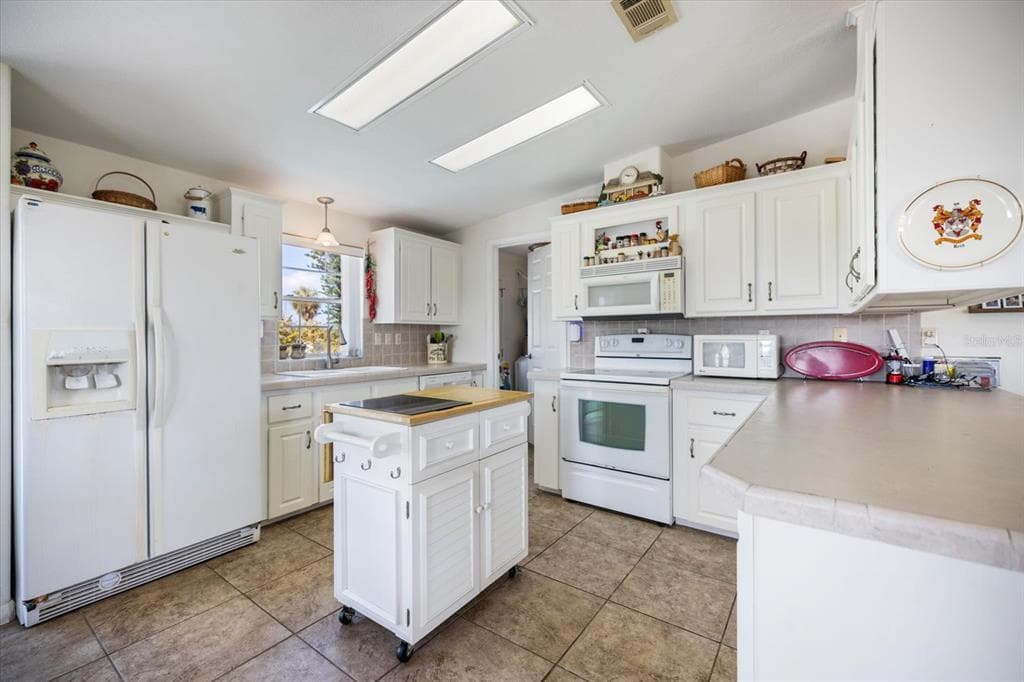721 RIO VILLA DRIVE photo 10