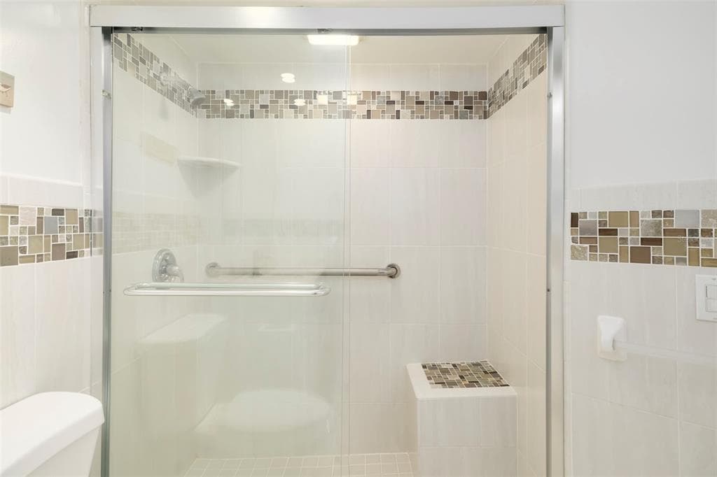 19 WHISPERING SANDS DRIVE 201 photo 23