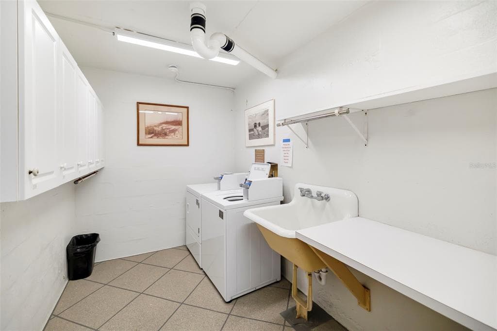 19 WHISPERING SANDS DRIVE 201 photo 24