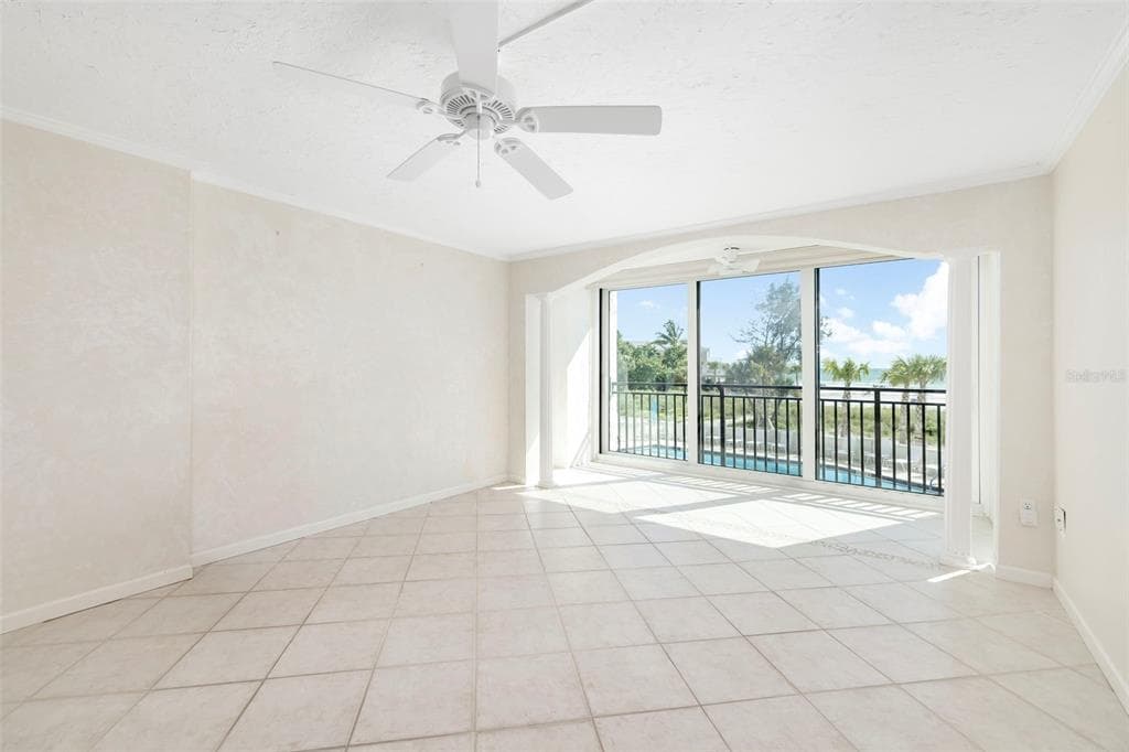 19 WHISPERING SANDS DRIVE 201 photo 15