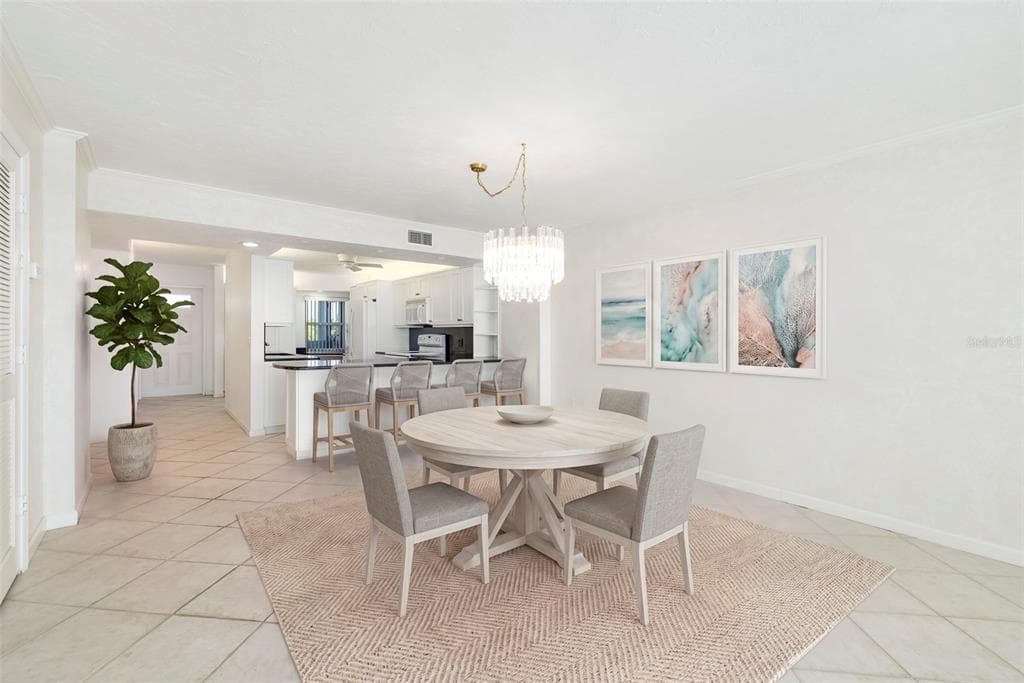 19 WHISPERING SANDS DRIVE 201 photo 4