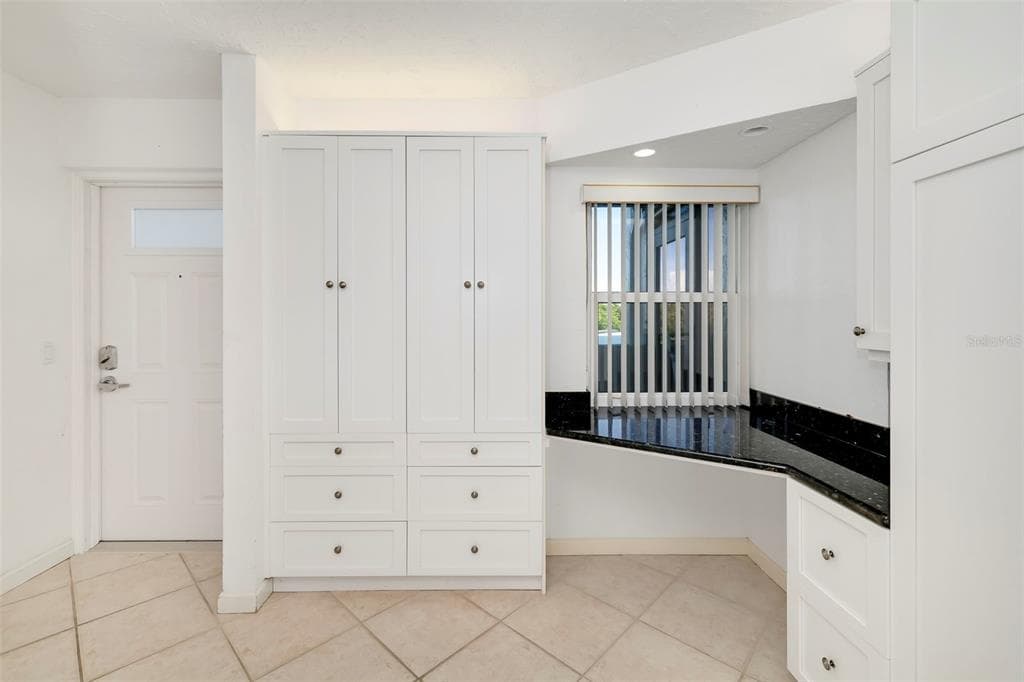 19 WHISPERING SANDS DRIVE 201 photo 8
