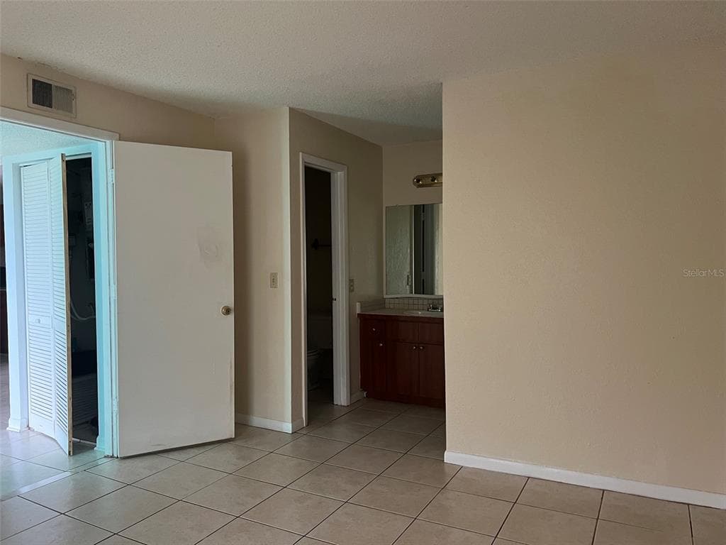 455 ALT 19 S 202 photo 7