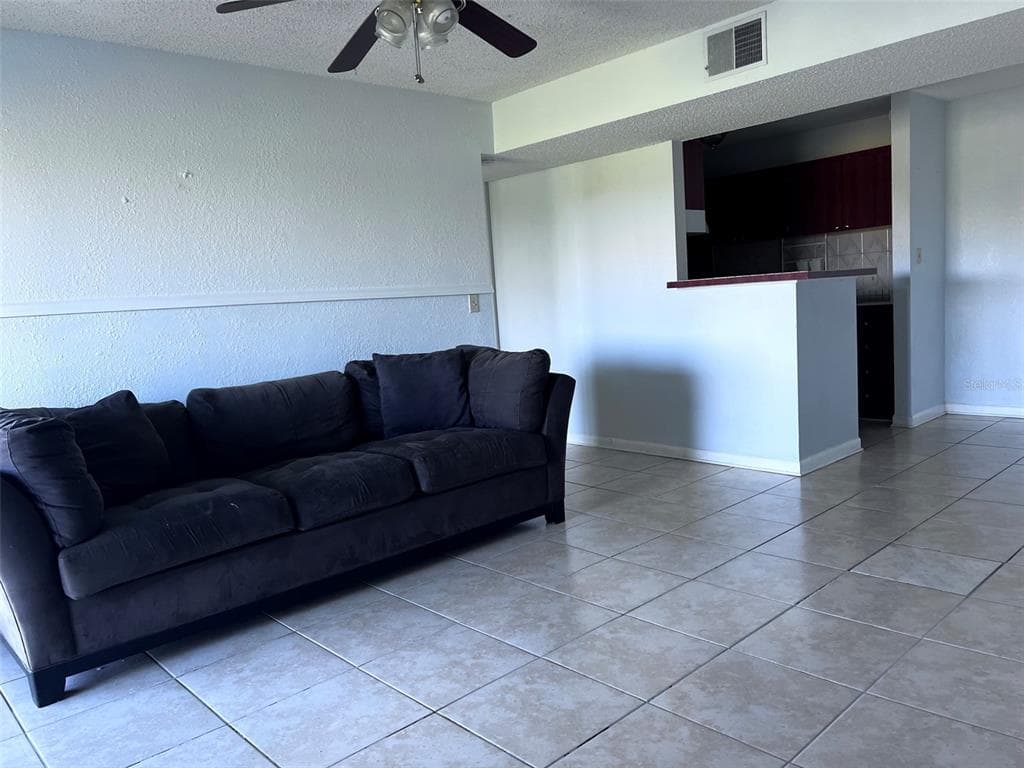 455 ALT 19 S 202 photo 14