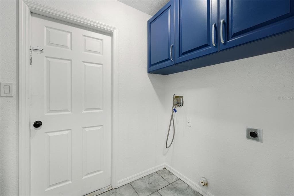 5498 BAYBERRY STREET photo 18