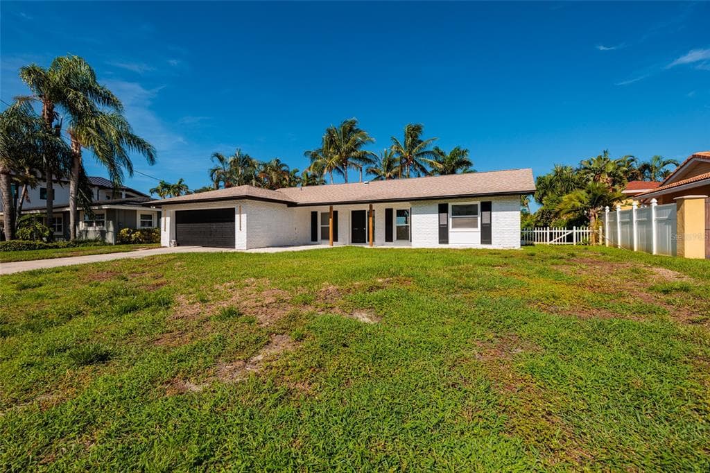 3960 13TH WAY NE photo 10