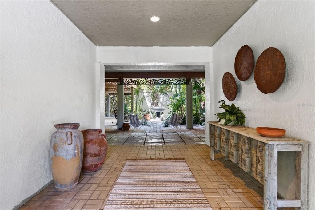 677 LANDS END DRIVE photo 23