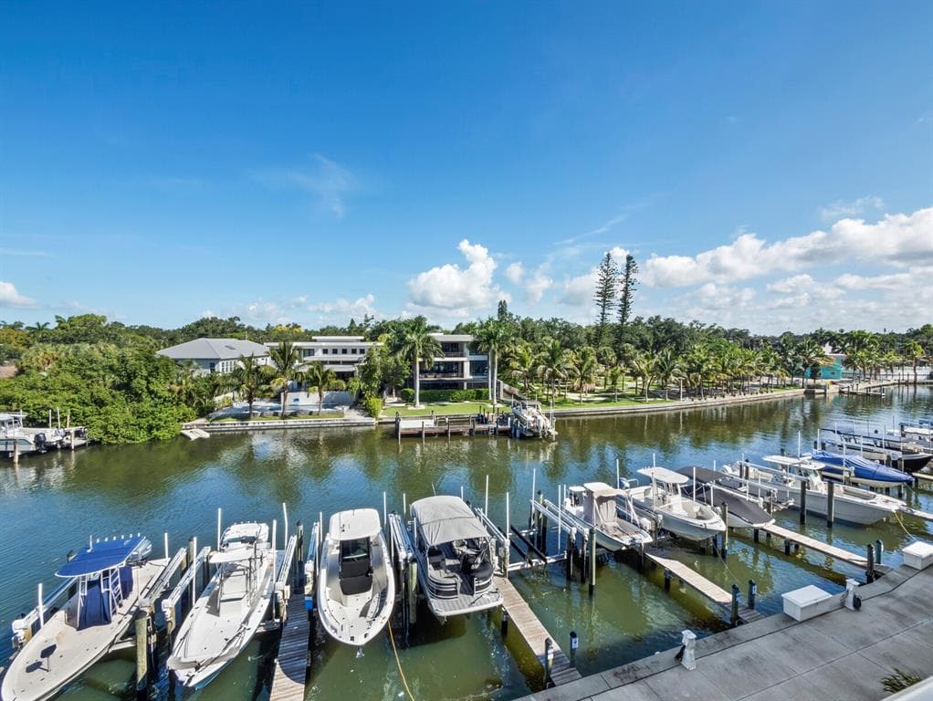 1709 N TAMIAMI TRAIL 418 photo 16