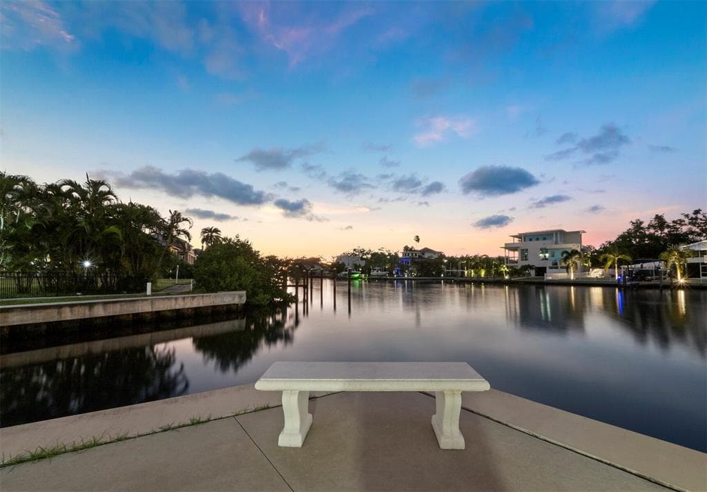 1709 N TAMIAMI TRAIL 418 photo 19