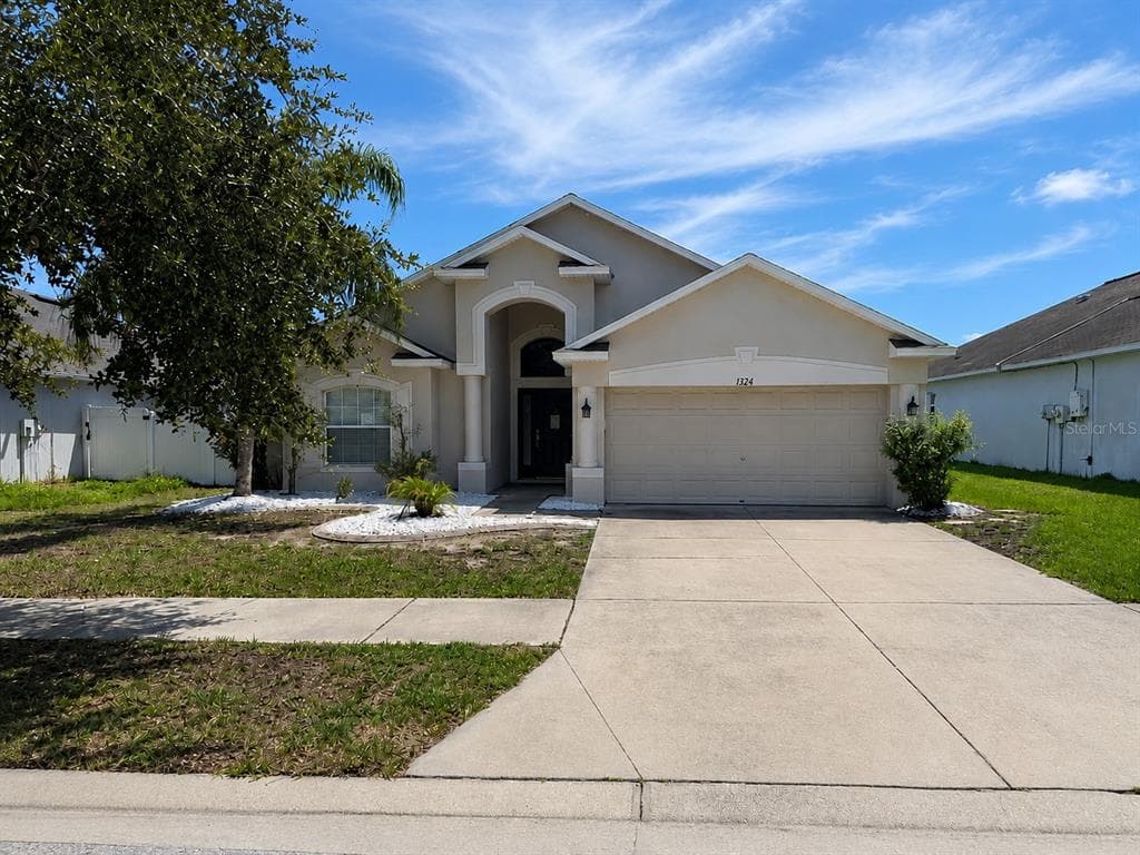 2242 COLVILLE CHASE DRIVE photo 1