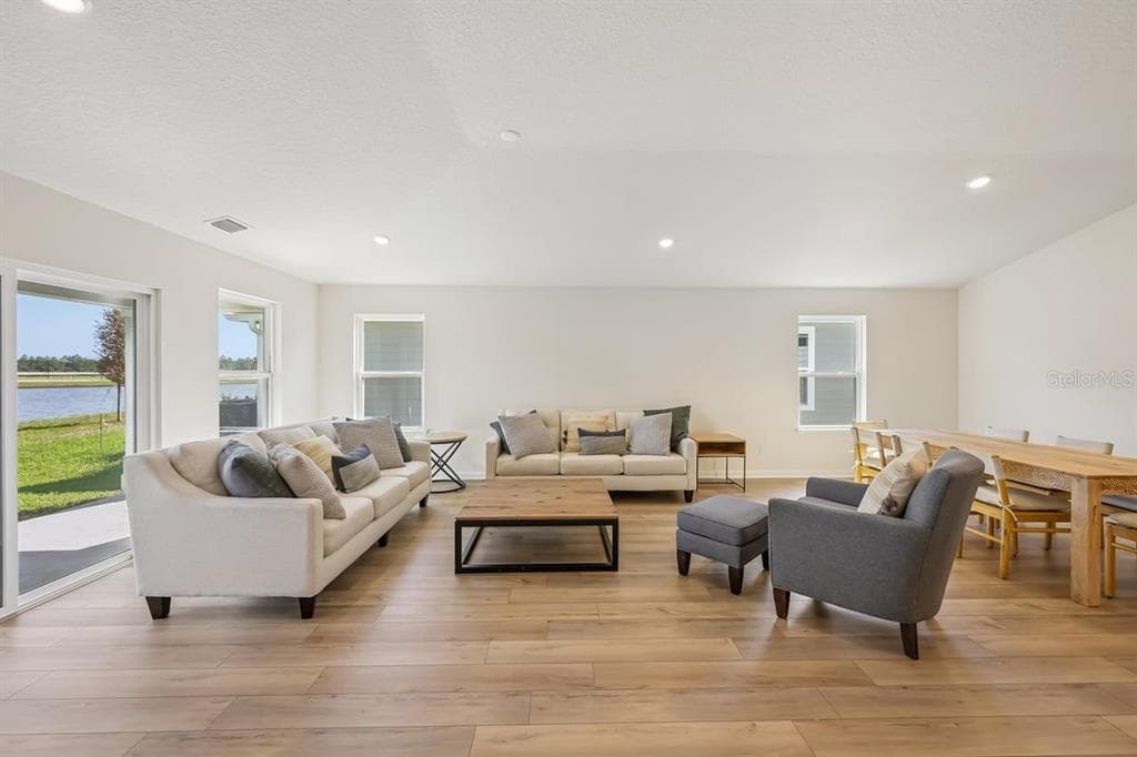 110 TEA OLIVE DRIVE photo 2