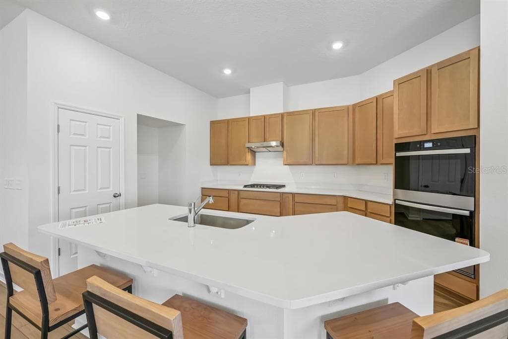 110 TEA OLIVE DRIVE photo 7