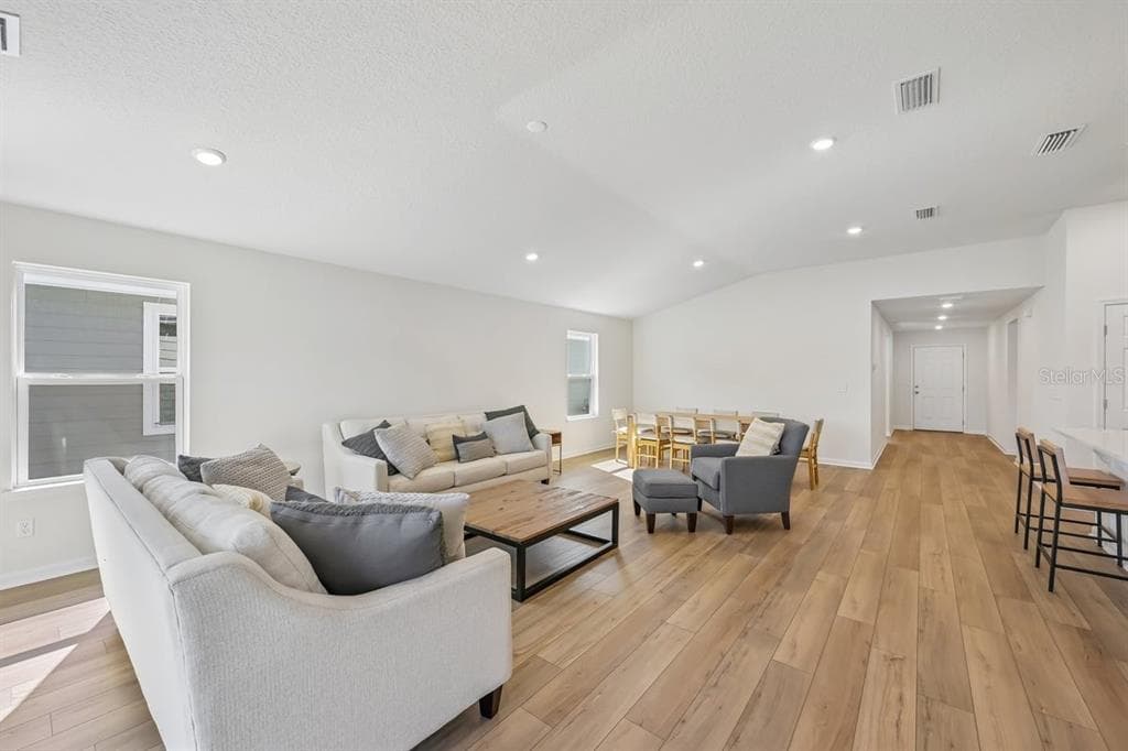 110 TEA OLIVE DRIVE photo 3