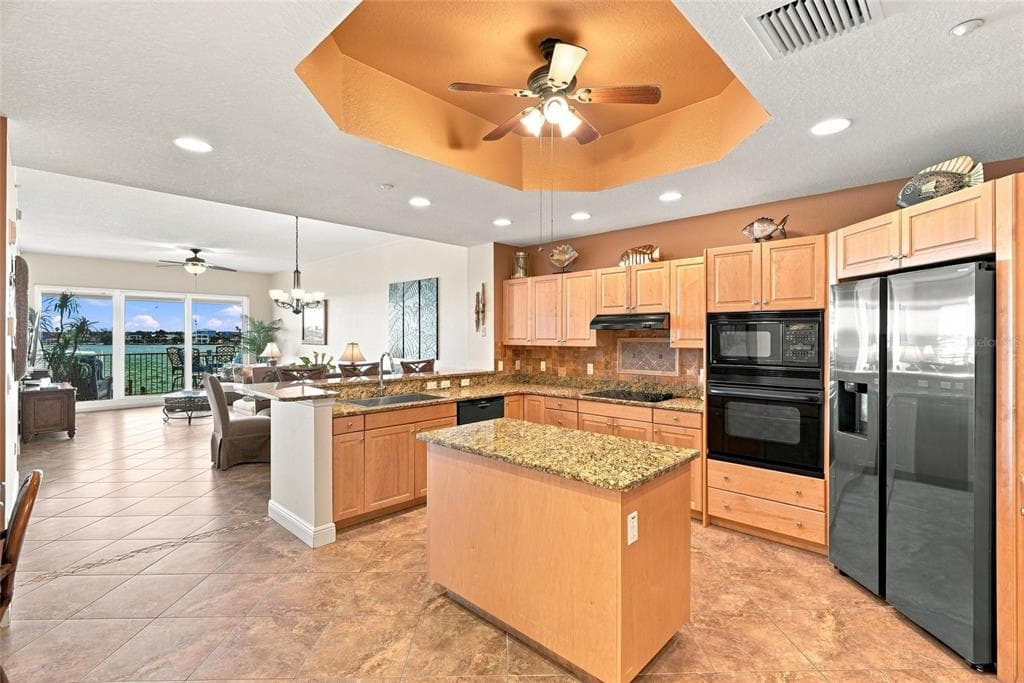 17735 GULF BOULEVARD 204 photo 7
