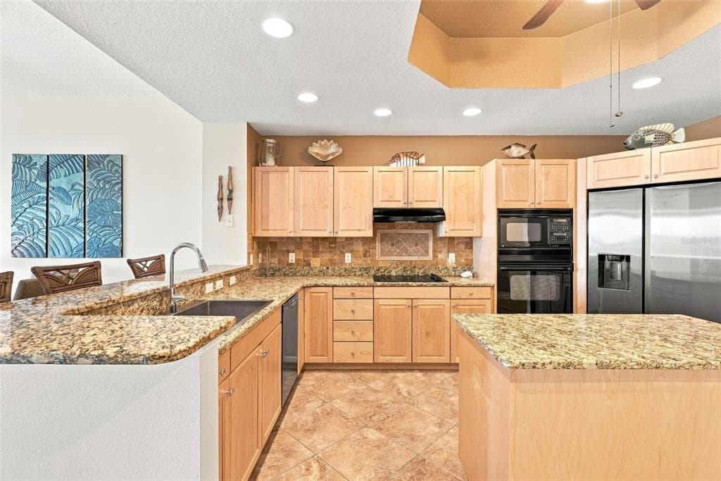 17735 GULF BOULEVARD 204 photo 9