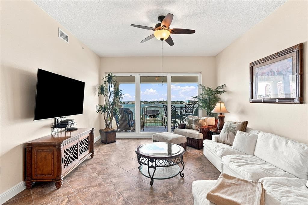 17735 GULF BOULEVARD 204 photo 14