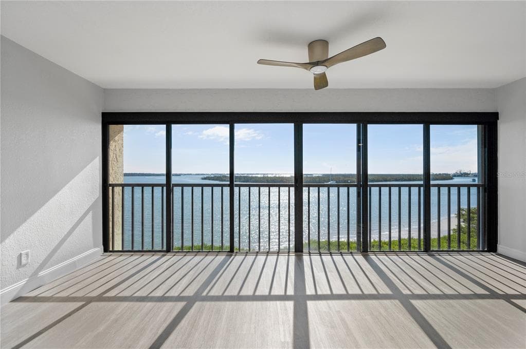 1751 BEACH ROAD 404 photo 22