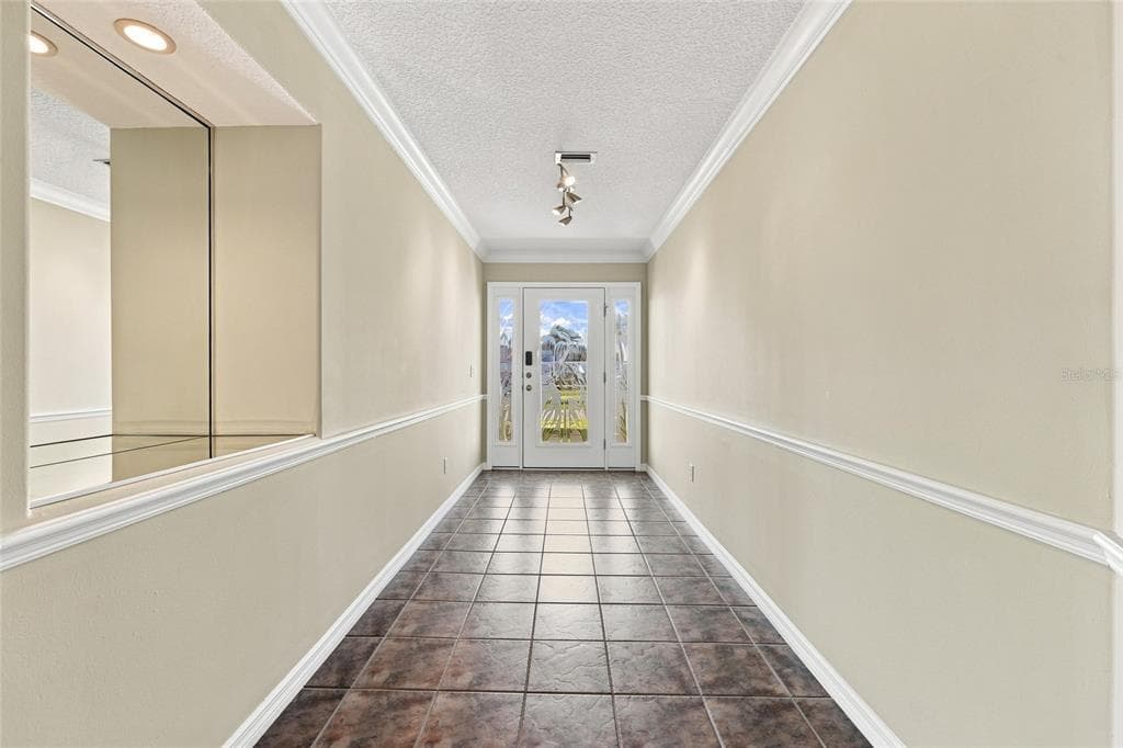 342 N 12TH STREET photo 6