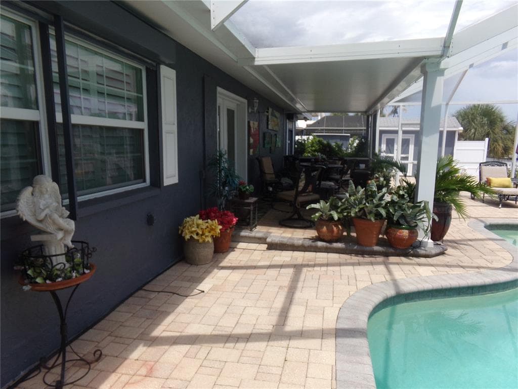 9312 KINGSTON ROAD photo 16