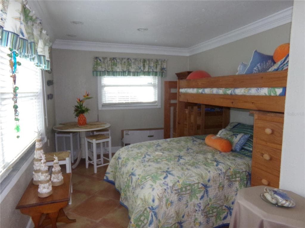 9312 KINGSTON ROAD photo 12