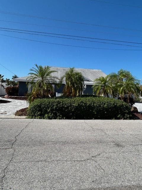 9312 KINGSTON ROAD photo 4