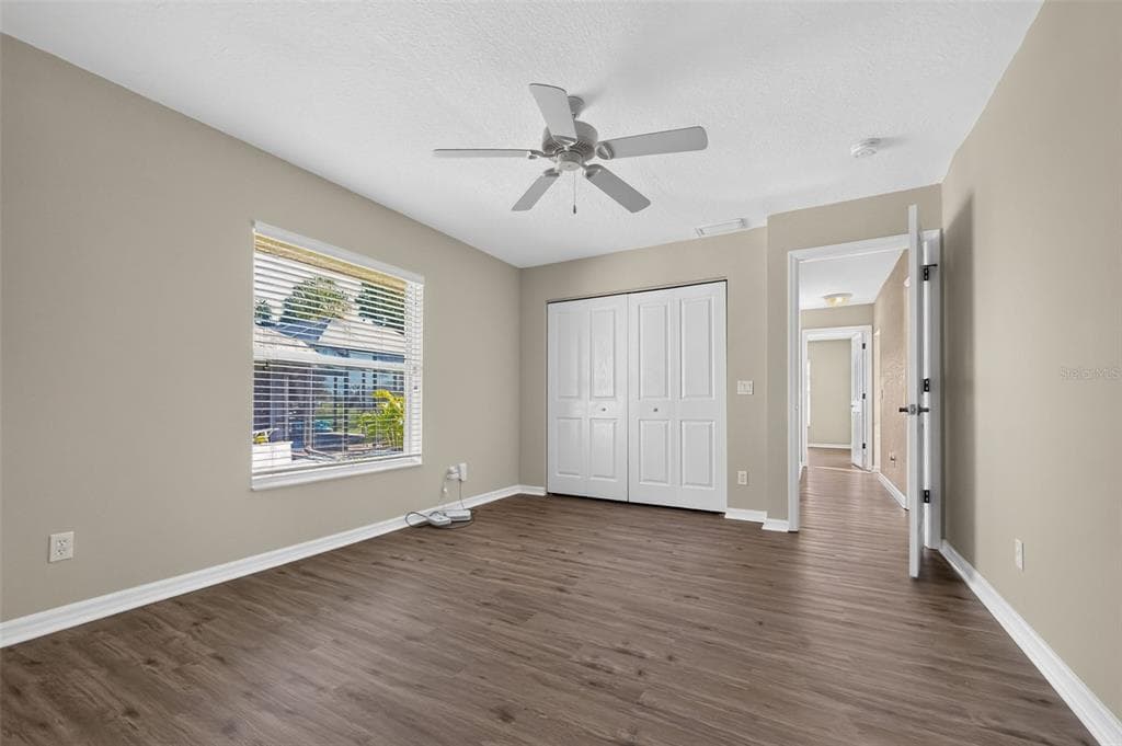 8 SPORTSMAN ROAD photo 21