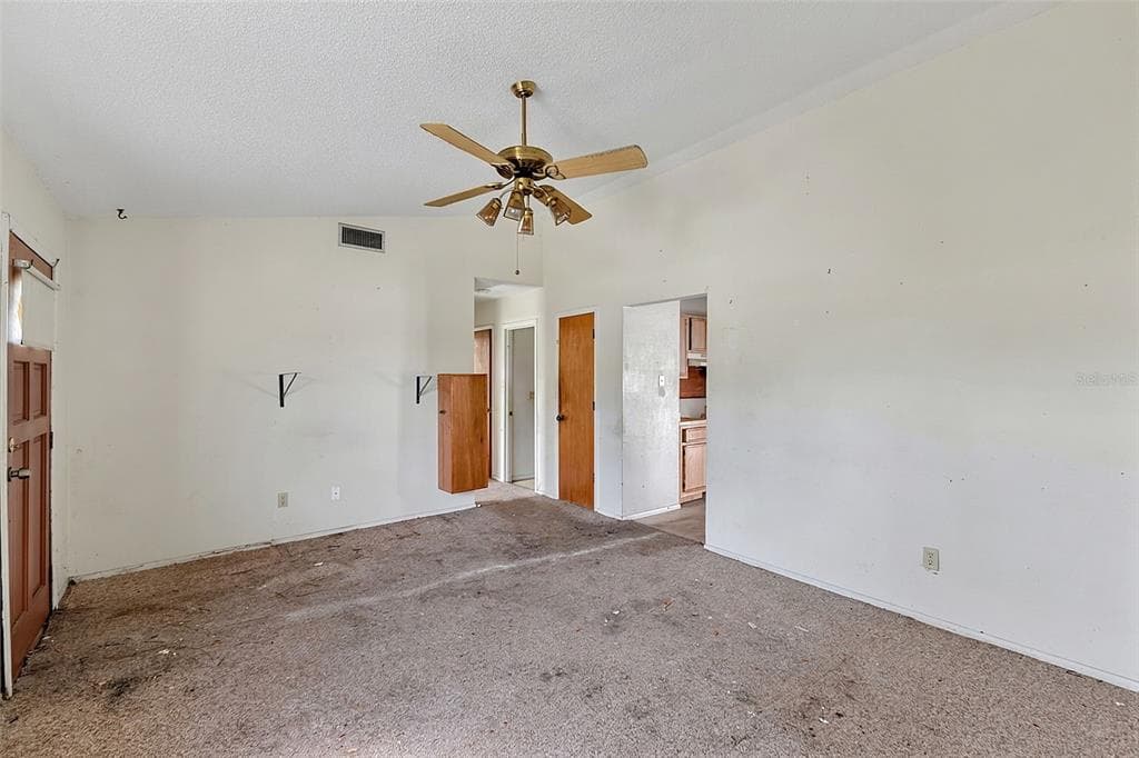 327 HARBOR BOULEVARD photo 13