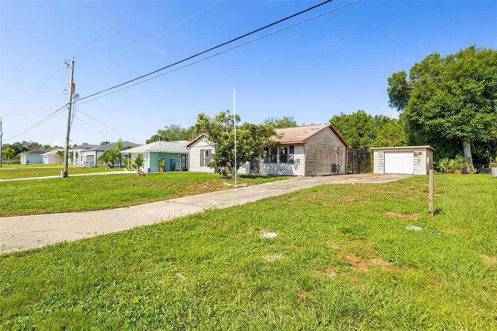 327 HARBOR BOULEVARD photo 5