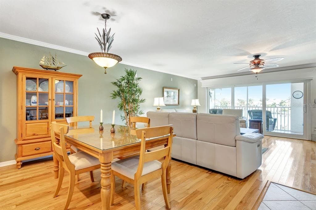 521 PINELLAS BAYWAY S 105 photo 15