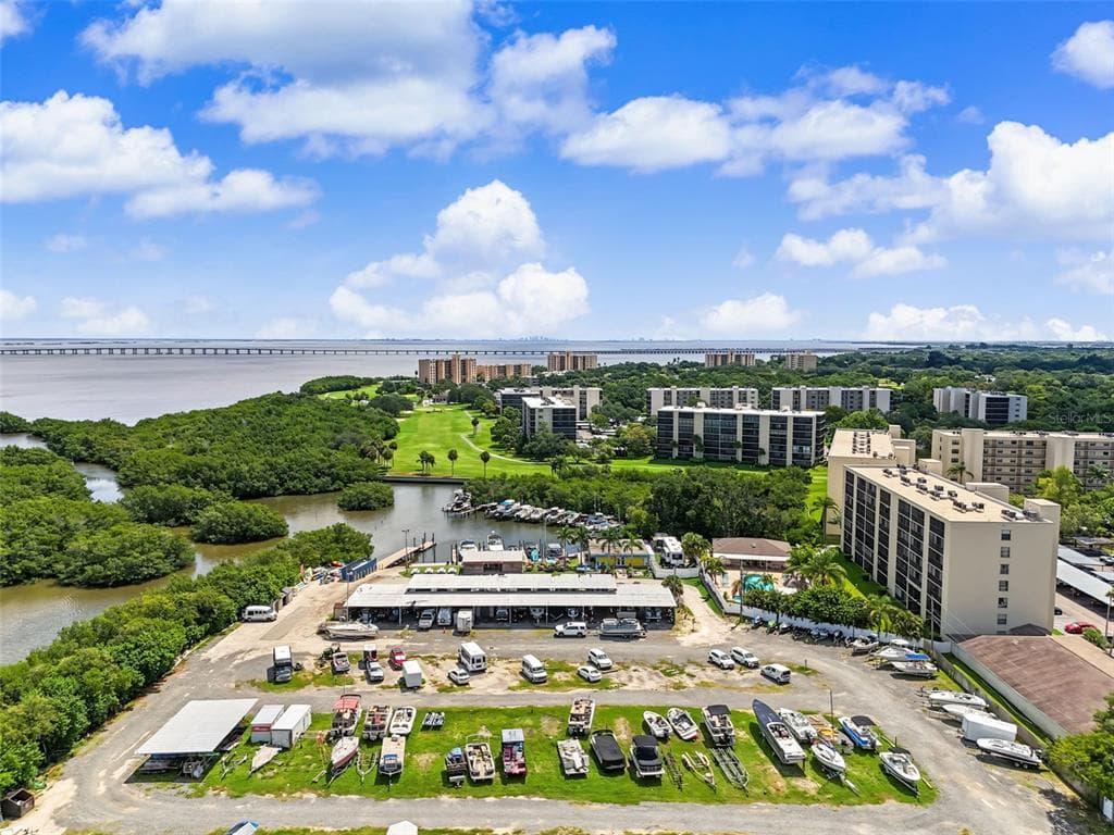 900 COVE CAY DRIVE 2B photo 2