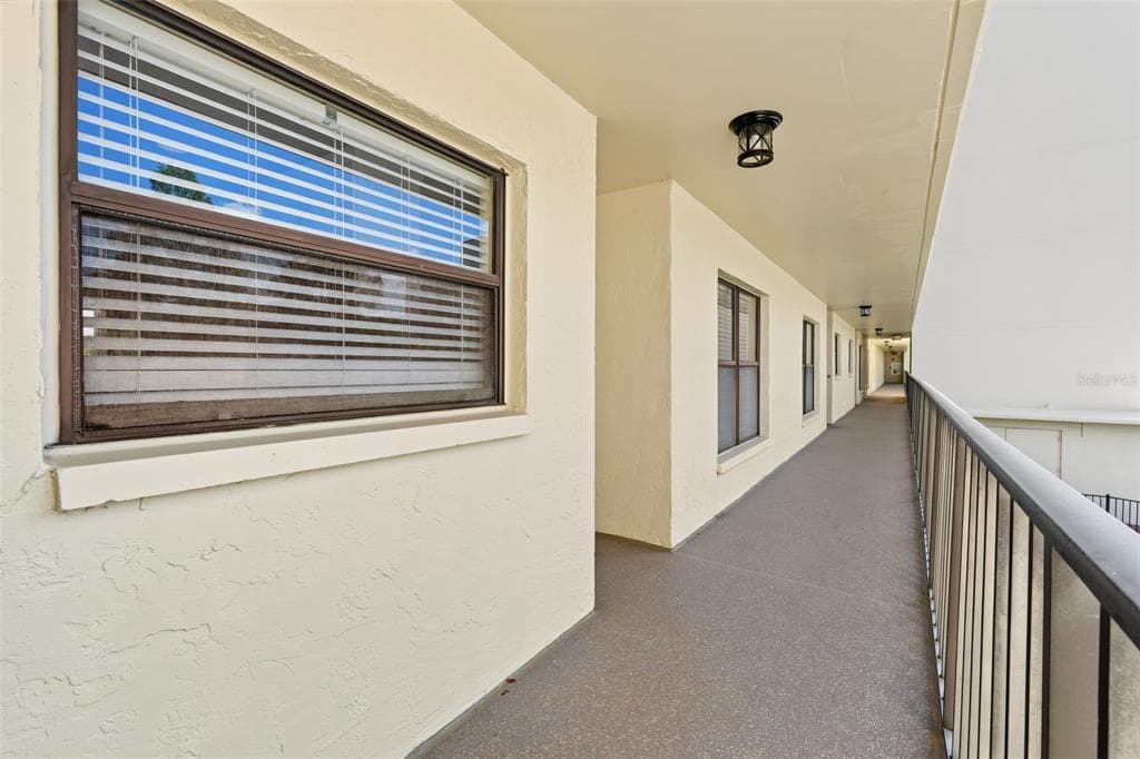 900 COVE CAY DRIVE 2B photo 7