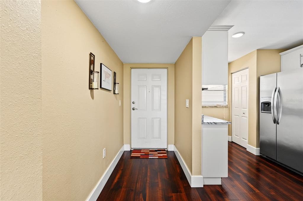 900 COVE CAY DRIVE 2B photo 11