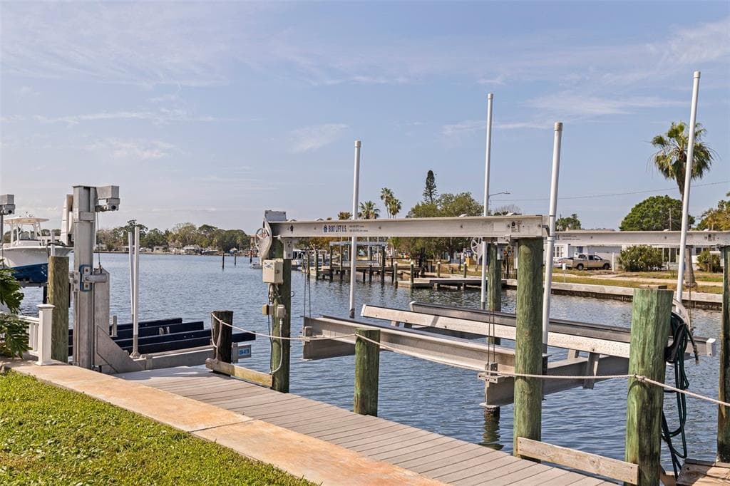 3931 POMPANO DRIVE SE photo 6