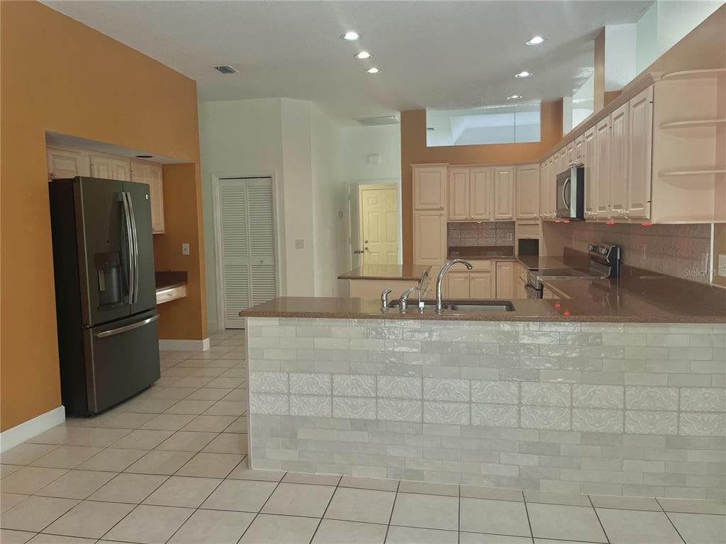 7116 PEBBLE BEACH LANE photo 10