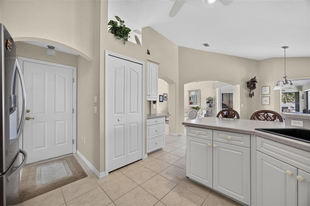 340 SANTANDER COURT photo 21