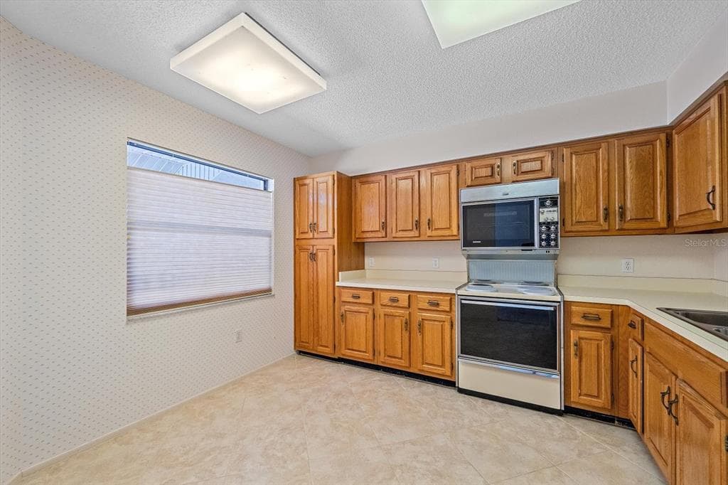 6347 APPROACH ROAD 2F photo 14