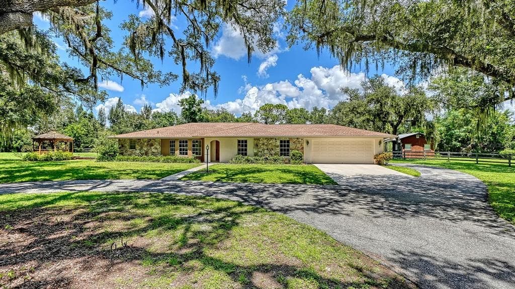 6455 MCKOWN ROAD photo 2