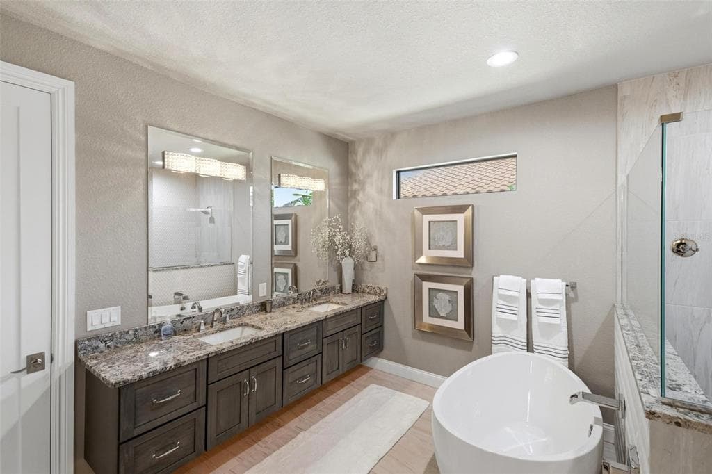 1418 KINGLET DRIVE photo 22