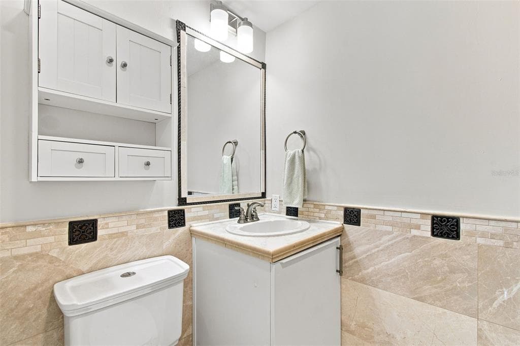 4950 BAYSHORE BLVD 8 photo 7