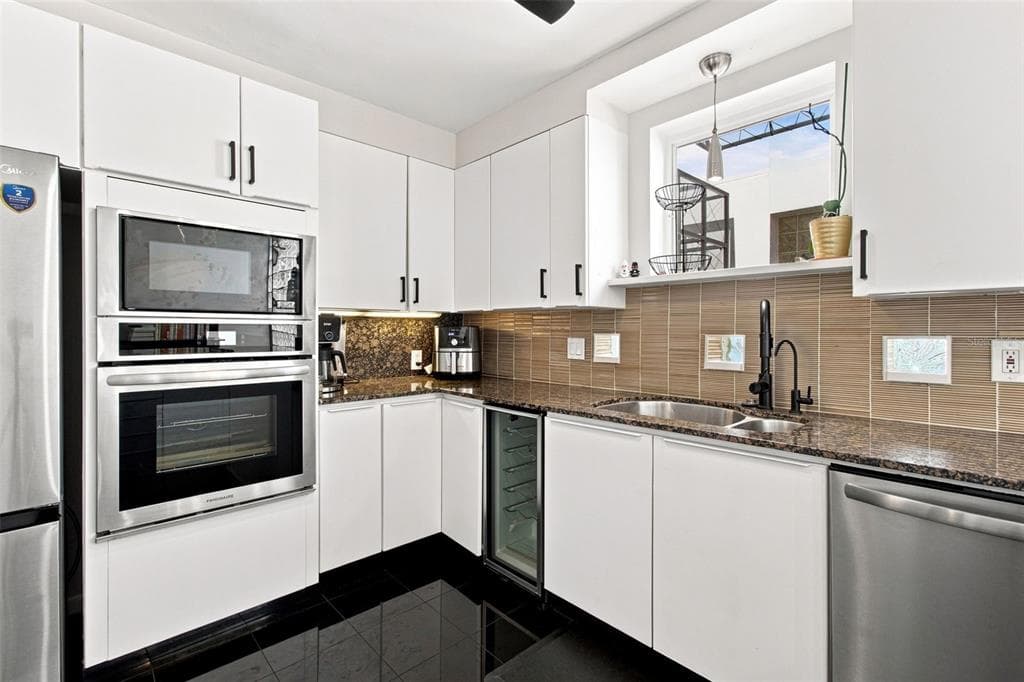 4950 BAYSHORE BLVD 8 photo 20