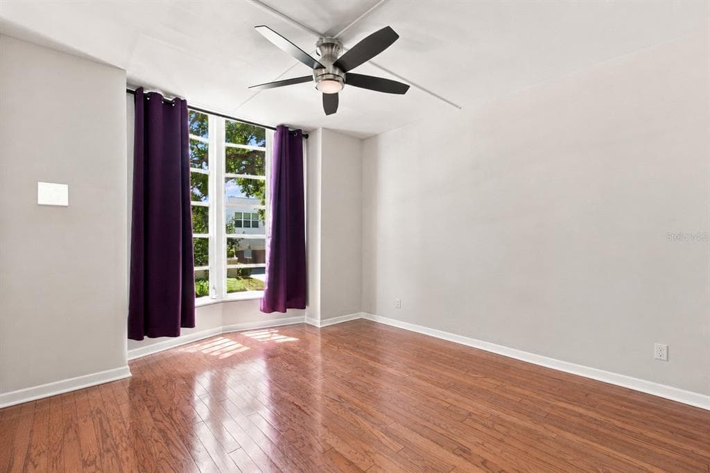 4950 BAYSHORE BLVD 8 photo 10