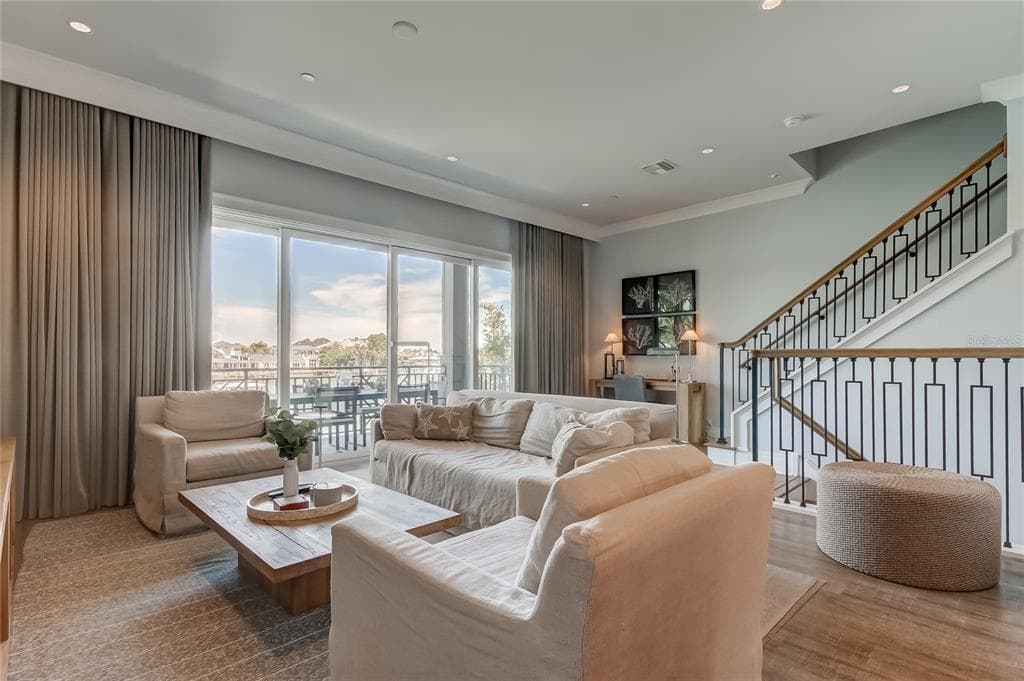 176 BRIGHTWATER DRIVE #2 5