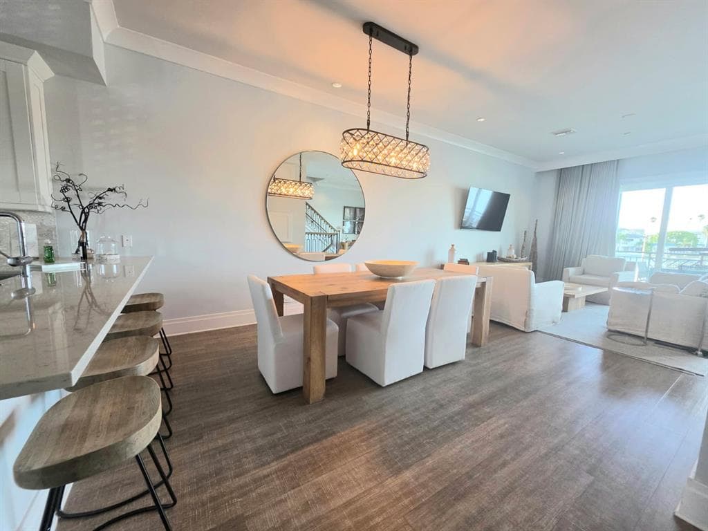 176 BRIGHTWATER DRIVE #2 4