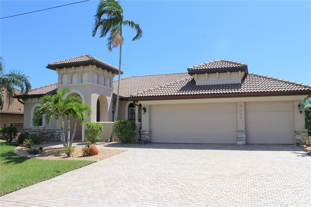 9348 HIALEAH TERRACE photo 2